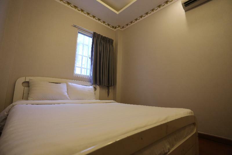 Bui Vien Walking Street Hotel Хошимин Екстериор снимка