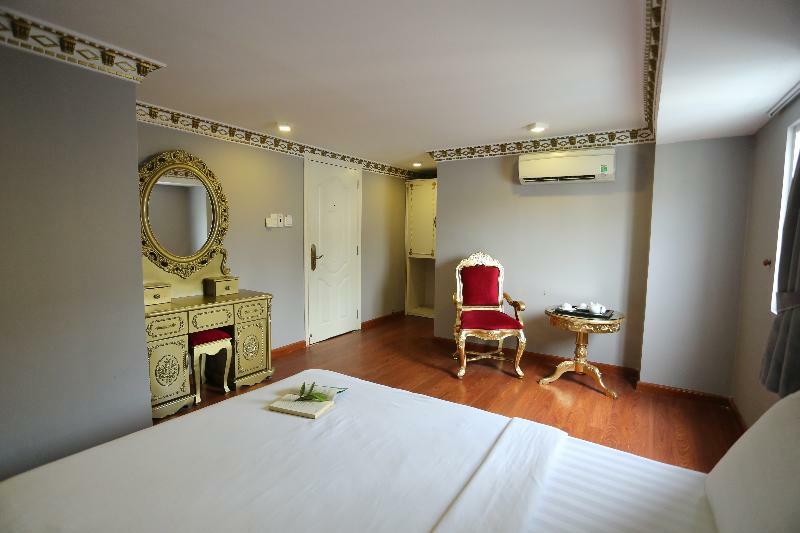 Bui Vien Walking Street Hotel Хошимин Екстериор снимка