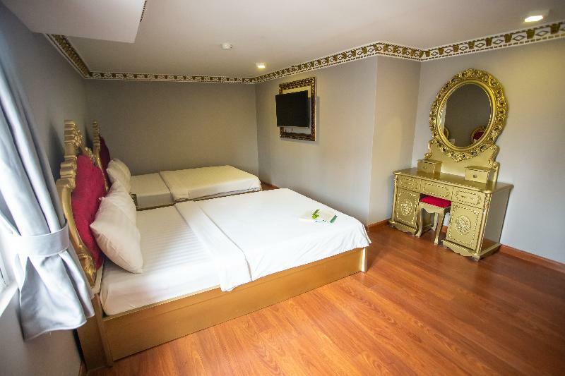 Bui Vien Walking Street Hotel Хошимин Екстериор снимка